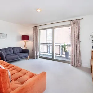 https://john-walker-house.yorkshirehotels.net