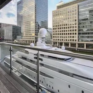 https://waterfront-corporate-apartments.brighton-hotels-england.com